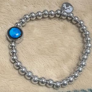 MOONGLOW ZENITH BRACELET
- STAINLESS STEEL